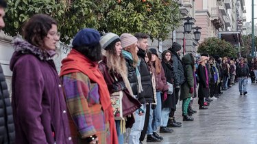 Η ΠΟΕ-ΟΤΑ στο πλευρό των καλλιτεχνών