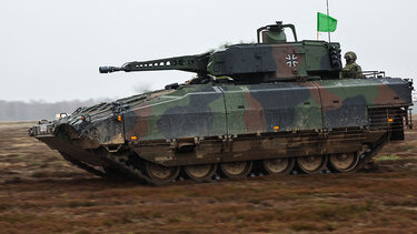 Γερμανία: Σύγκρουση τεθωρακισμένων Puma κατά τη διάρκεια άσκησης