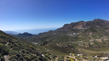 Στην κορυφή Αφέντη Θρυπτής ο Ορειβατικός Σύλλογος Αγίου Νικολάου 