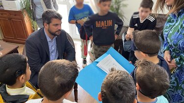 Στο Δήμαρχο Χανίων, Παναγιώτη Σημανδηράκη οι μαθητές του Δημοτικού Σχολείου Φρε