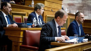 Κ. Καραμανλής: "Παραιτήθηκα γιατί έχω μάθει να αναλαμβάνω την ευθύνη μου"