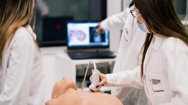 Πώς η νέα γενιά ιατρών υπόσχεται να βελτιώσει το επίπεδο υγείας που απολαμβάνουμε