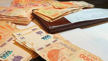 Αργεντινή: Σε απόγνωση πολλοί κάτοικοι εξαιτίας του πληθωρισμού που σπάει το φράγμα του 100%