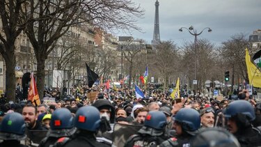 Γαλλία: Ενατη ημέρα εθνικών κινητοποιήσεων 