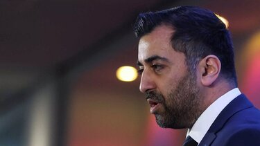 Χάμζα Γιούσαφ: Εκλέχθηκε επισήμως πρωθυπουργός της Σκωτίας