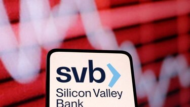 Silicon Valley Bank: Η άγνωστη τράπεζα που επανέφερε μνήμες Lehman Brothers