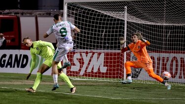 Τραγική εμφάνιση του ΟΦΗ και "χαστούκι" από τον Λεβαδειακό!