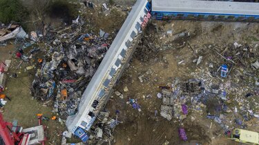 Τέμπη: Έγγραφο ντοκουμέντο της ΡΑΣ – Η προειδοποίηση για τα λάθη των σταθμαρχών