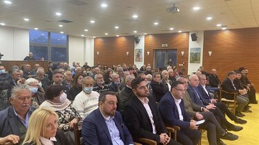 Φραγκίσκος Παρασύρης από Αρκαλοχώρι: τα αυτονόητα παραμένουν ζητούμενα για τους σεισμόπληκτους