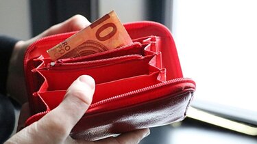 Το ΚΚΕ για απλήρωτους παραγωγούς και εργαζόμενους στην Σητεία 