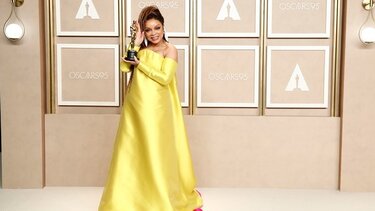  Ρουθ Ε Κάρτερ, η πρώτη Αφροαμερικανίδα ενδυματολόγος που κερδίζει δύο Όσκαρ