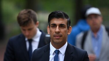 Βρετανία: Ο Ρίσι Σούνακ αναγνωρίζει τη «νευρικότητα» γύρω από την κατάρρευση της τράπεζας SVB