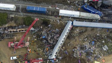 Boυλή: Υπερψηφίστηκε η σύσταση εξεταστικής επιτροπής για τα Τέμπη