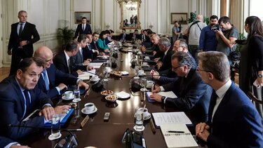 Ανακοινώνεται ο ανασχηματισμός - Η ονοματολογία