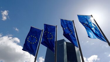 Αύξηση επιτοκίων κατά 0,25% τον Μάιο εξετάζει η ΕΚΤ