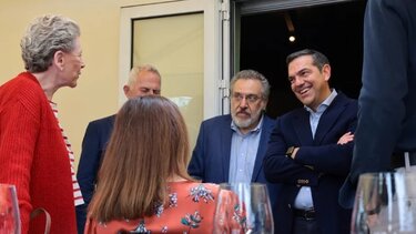 Γεύμα στους υποψήφιους του ψηφοδελτίου Επικρατείας παρέθεσε ο Αλ. Τσίπρας