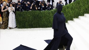 Το Μet Gala 2023 έτοιμο να υποδεχθεί τους διάσημους καλεσμένους του