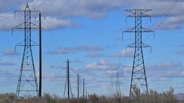 ΡΑΕ: Με 5 εργαλεία στη μάχη για καλύτερο έλεγχο της αγοράς ρεύματος και φυσικού αερίου