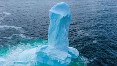 Παγόβουνο σε σχήμα... φαλλού έγινε viral