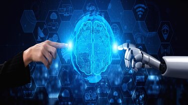 Κοινό «κώδικα δεοντολογίας» για την τεχνητή νοημοσύνη επεξεργάζονται ΕΕ και ΗΠΑ