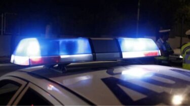 Τον καταδίωκε η Αστυνομία και εκείνος την καλούσε για... βοήθεια!