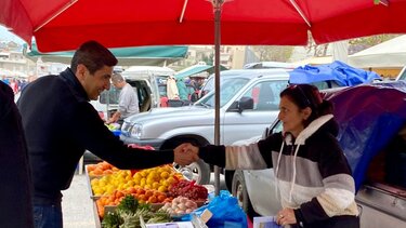 Στη Λαϊκή Αγορά των Πατελών ο Λευτέρης Αυγενάκης