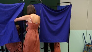 H δημοσκόπηση της Metron Analysis για το αποτέλεσμα της Κυριακής 