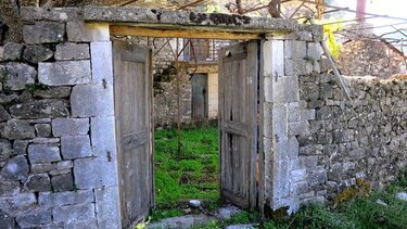 Χωριά σβήνουν από τον χάρτη