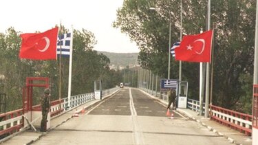 Προσήχθησαν πέντε αστυνομικοί στον Έβρο και εξετάζονται για εμπλοκή σε υπόθεση παράνομης μετανάστευσης