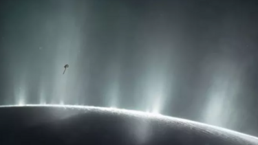 Το James Webb βρήκε το μεγαλύτερο νέφος με νερό που εκτοξεύθηκε από τον Εγκέλαδο