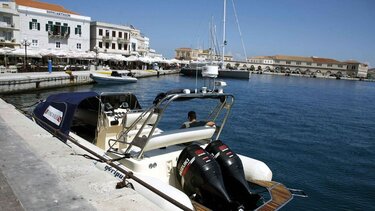 Ταυτοποιήθηκε η σορός που είχε βρεθεί στο λιμάνι της Σύρου