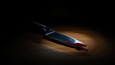 Ήπιε χλωρίνη και αυτοτραυματίστηκε με μαχαίρι