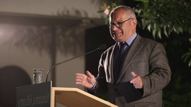 Ένας… αντιστάρ της πολιτικής που κέρδισε τις εντυπώσεις!