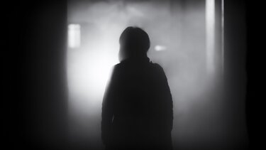 Άγνωστη τηλεφώνησε σε σχολείο και προσποιήθηκε την μητέρα 14χρονης