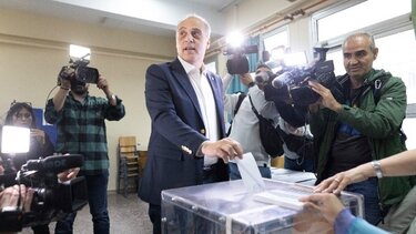 Στο 1ο γυμνάσιο Ελευθερίου-Κορδελιού ψήφισε ο Κυρ. Βελόπουλος