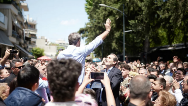 Μητσοτάκης: "Να δω πώς θα πληρώνονται οι συντάξεις σας με την κυβέρνηση ειδικού σκοπού"