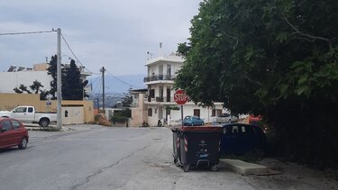 Έξυπνη τοποθέτηση πινακίδας