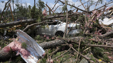 Ανεμοστρόβιλοι “σάρωσαν” το βόρειο Τέξας – Τρεις νεκροί και εκτεταμένες ζημιές