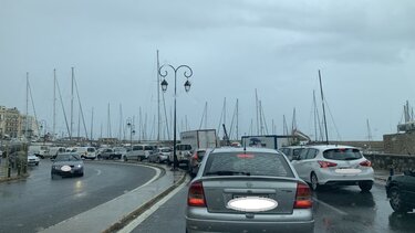 Μποτιλιάρισμα και ταλαιπωρία δίχως τέλος, λόγω της κακοκαιρίας!