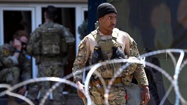 Οι ηγέτες Κοσόβου και Σερβίας καλούνται εκτάκτως για συνομιλίες στις Βρυξέλλες 