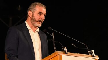 Μ.Χνάρης: Έτσι κέρδισα τον Τσίπρα! 