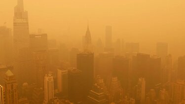 Σκηνές Αποκάλυψης στη Νέα Υόρκη - «Χάθηκε» η πόλη!