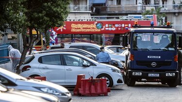 «Καθαρά» τα καλάσνικοφ από το SUV του Νέου Κόσμου