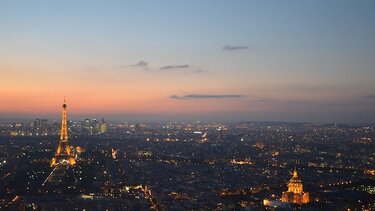 Φρένο στον υπερτουρισμό βάζει η κυβέρνηση Μακρόν 