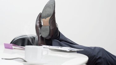 Μετά την σιωπηλή, έρχεται η «ηχηρή παραίτηση»: Τι είναι, ποιοι την κάνουν και γιατί