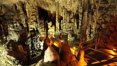 Ερώτηση βουλευτών του ΚΚΕ για το κλείσιμο του σπηλαίου του Δικταίου Άντρου