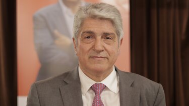 Μήνυμα Αθ. Παπανικολάου για τους επιτυχόντες των πανελλαδικών εξετάσεων