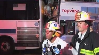 Μανχάταν: Πάνω από 50 τραυματίες μετά από σύγκρουση λεωφορείων