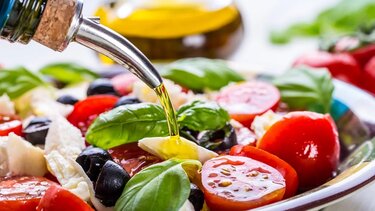 Η μεσογειακή υπερτροφή «παγίδα» για το βάρος μας