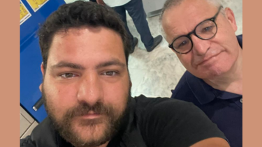 Η συγκίνηση του Πασπάτη και ο ιδιαίτερος αποχαιρετισμός